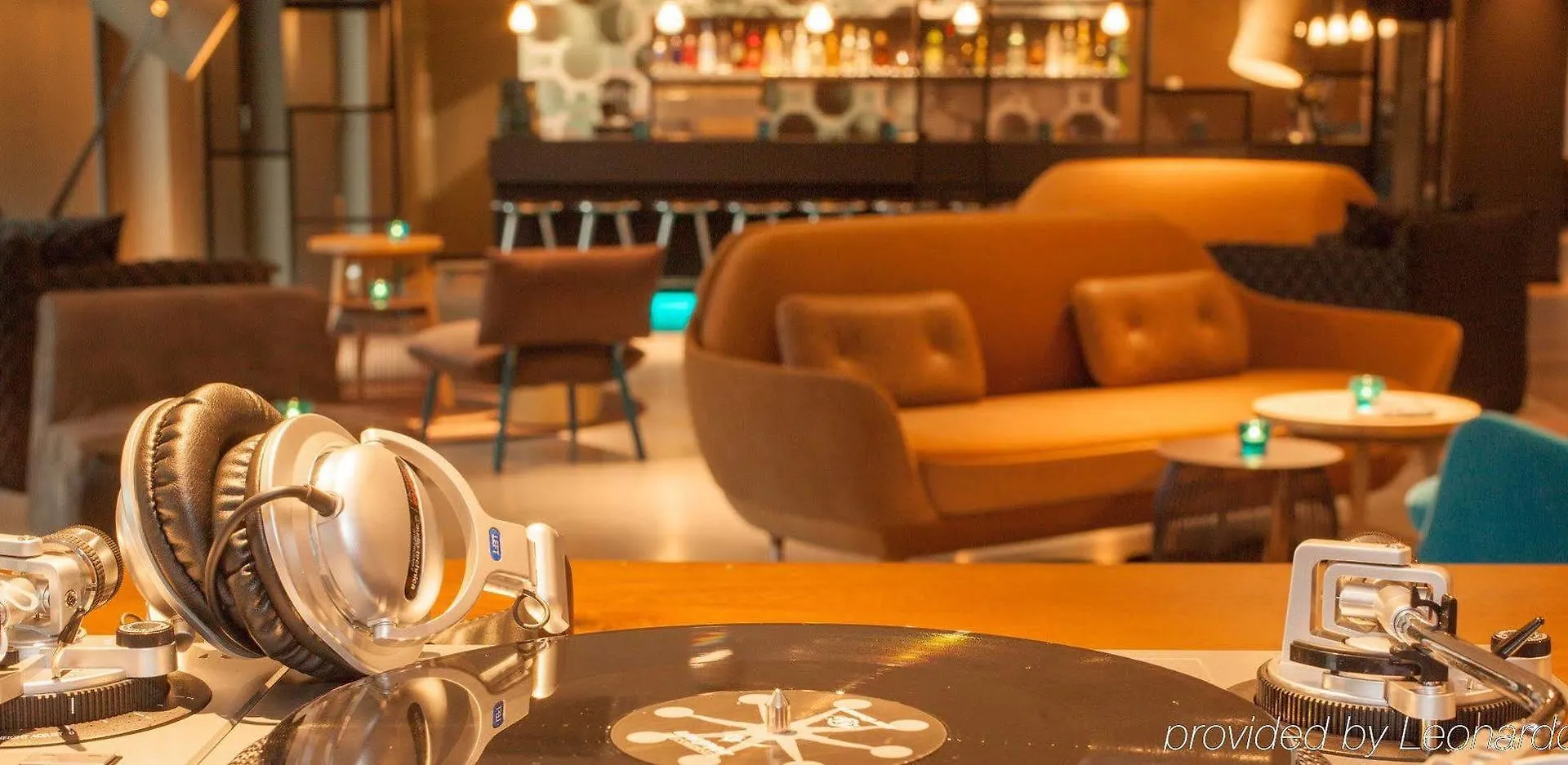 Motel One Berlin-Potsdamer Platz 3*,  Alemania
